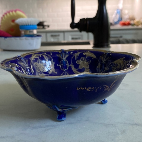 Vintage Footed Glass Bowl - Picture 5 of 12